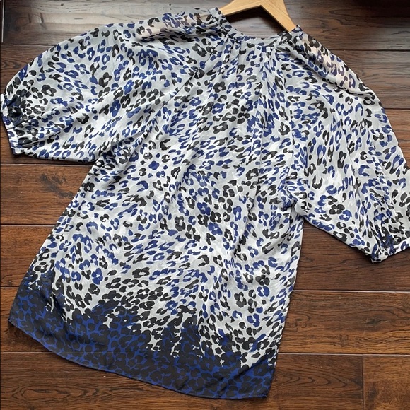 Nicole Miller leopard cheetah oversized sheer - Picture 9 of 9